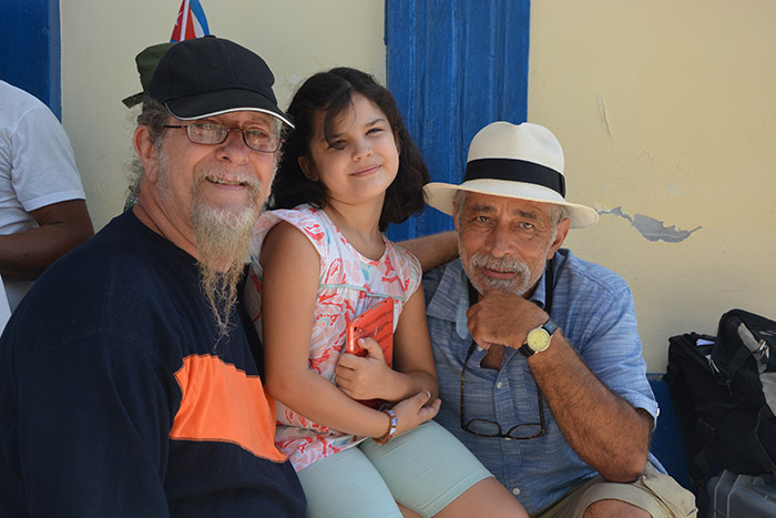 Mo and Edesio Alejandro and little Camilita during shooting the film Mambo Man in Bayamo, Cuba